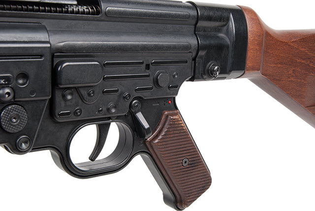 Sturmgewehr 44 
