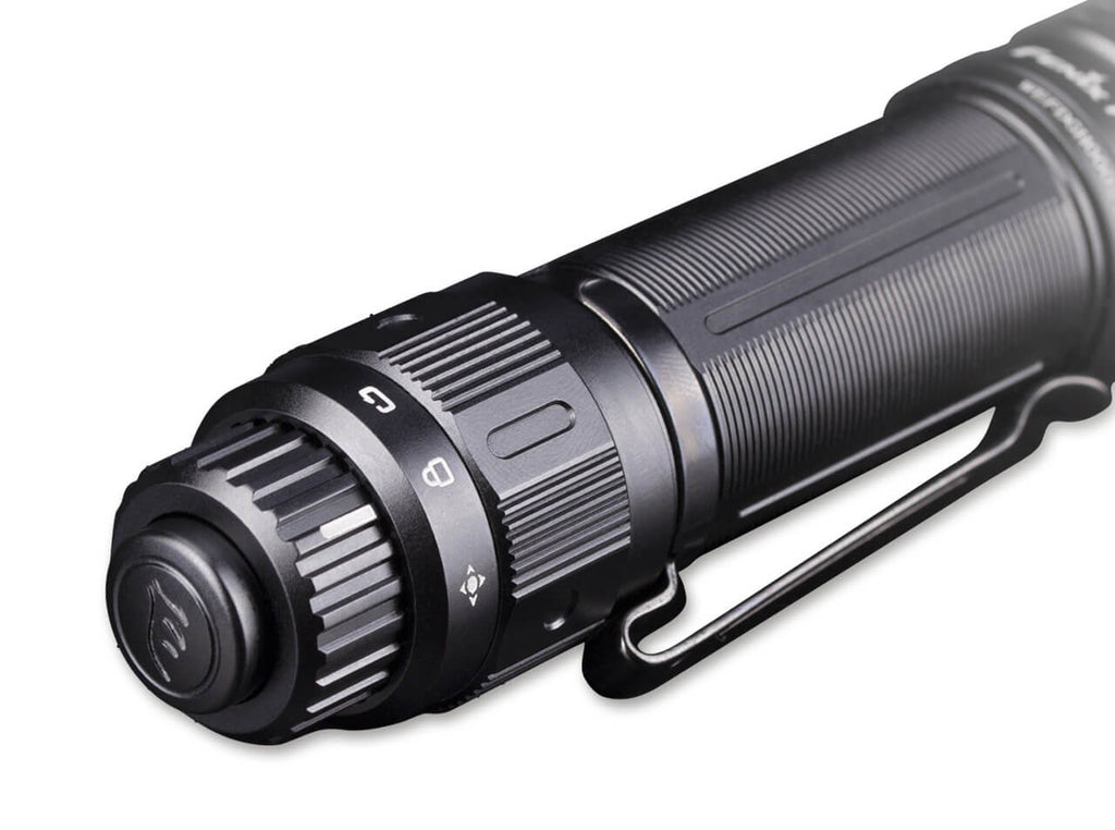 Fenix PD36 TAC LED Taschenlampe mit 3000 Lumen