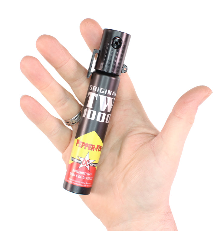 TW1000 Pepper-Fog Pfefferspray in der Hand